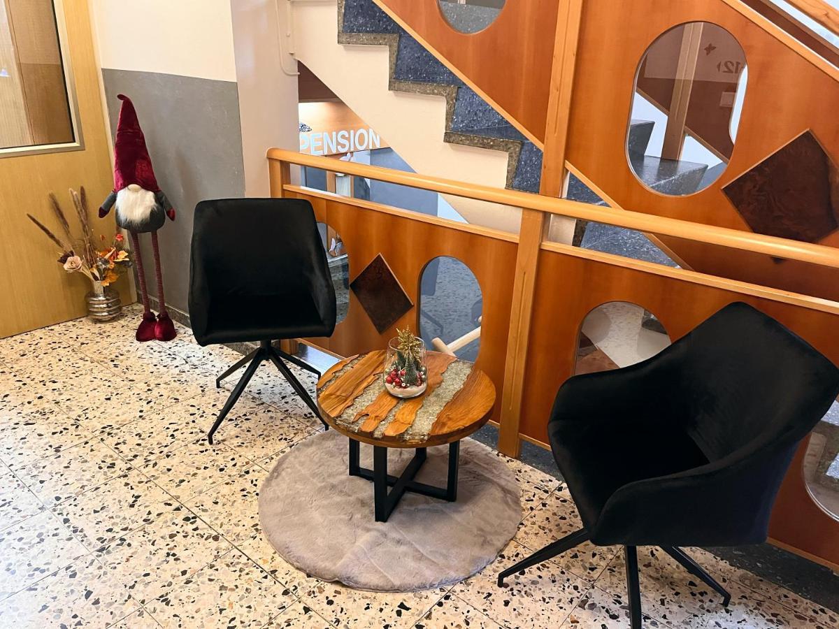 Fruehstueckspension Elena Nicoleta Caltun Fischamend Buitenkant foto